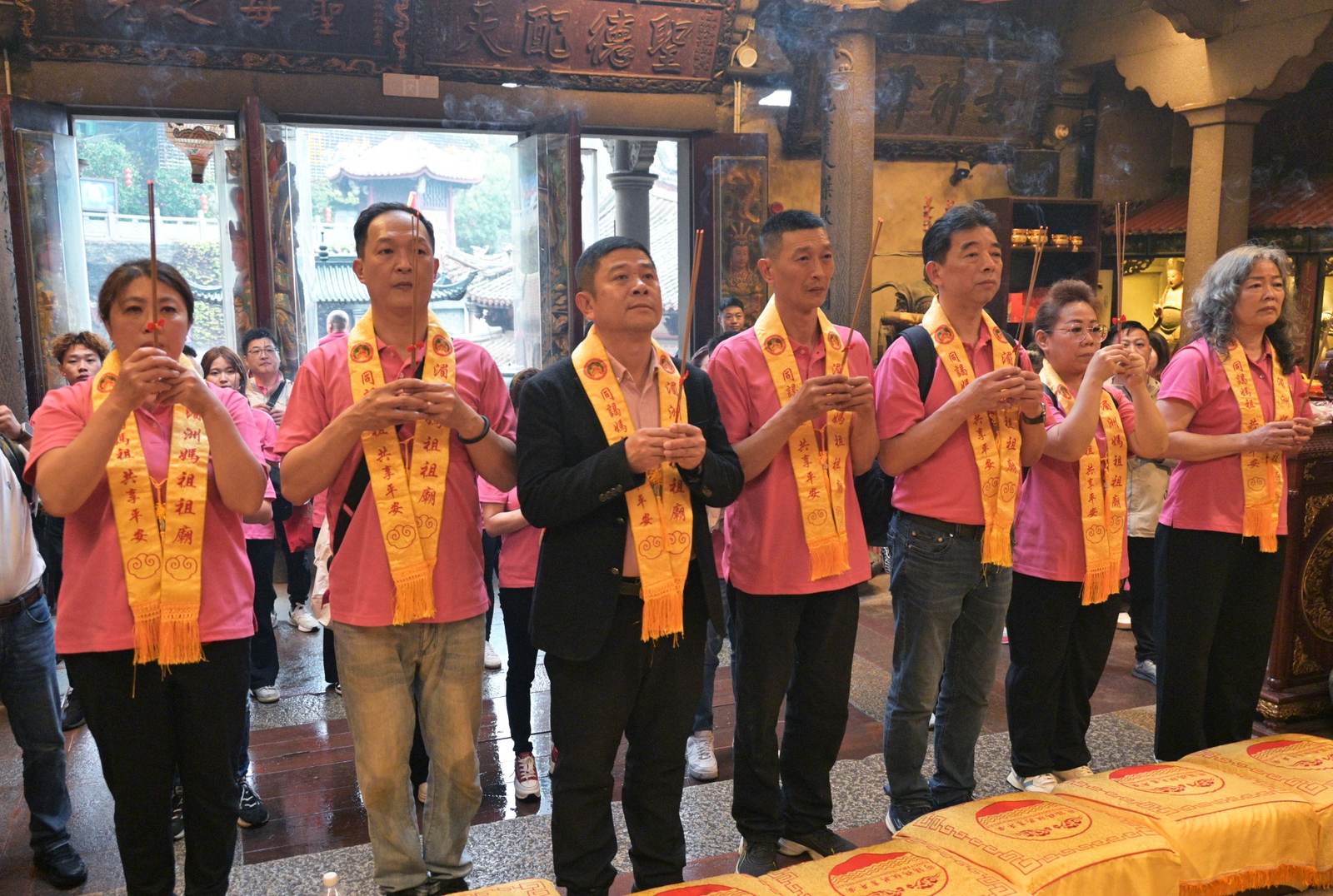 17755447599326c7e101f73f2f409d95577c64adc7c4a