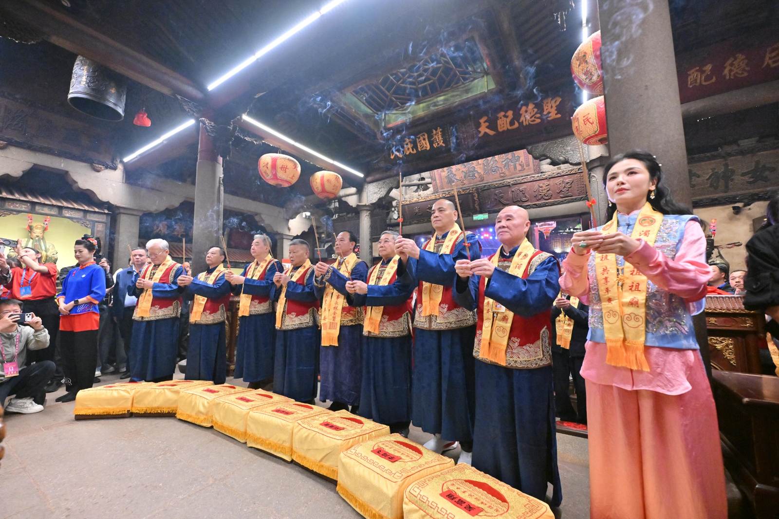 Brilliant Lights! A Vigil to Celebrate Mazu's Birthday - image 12