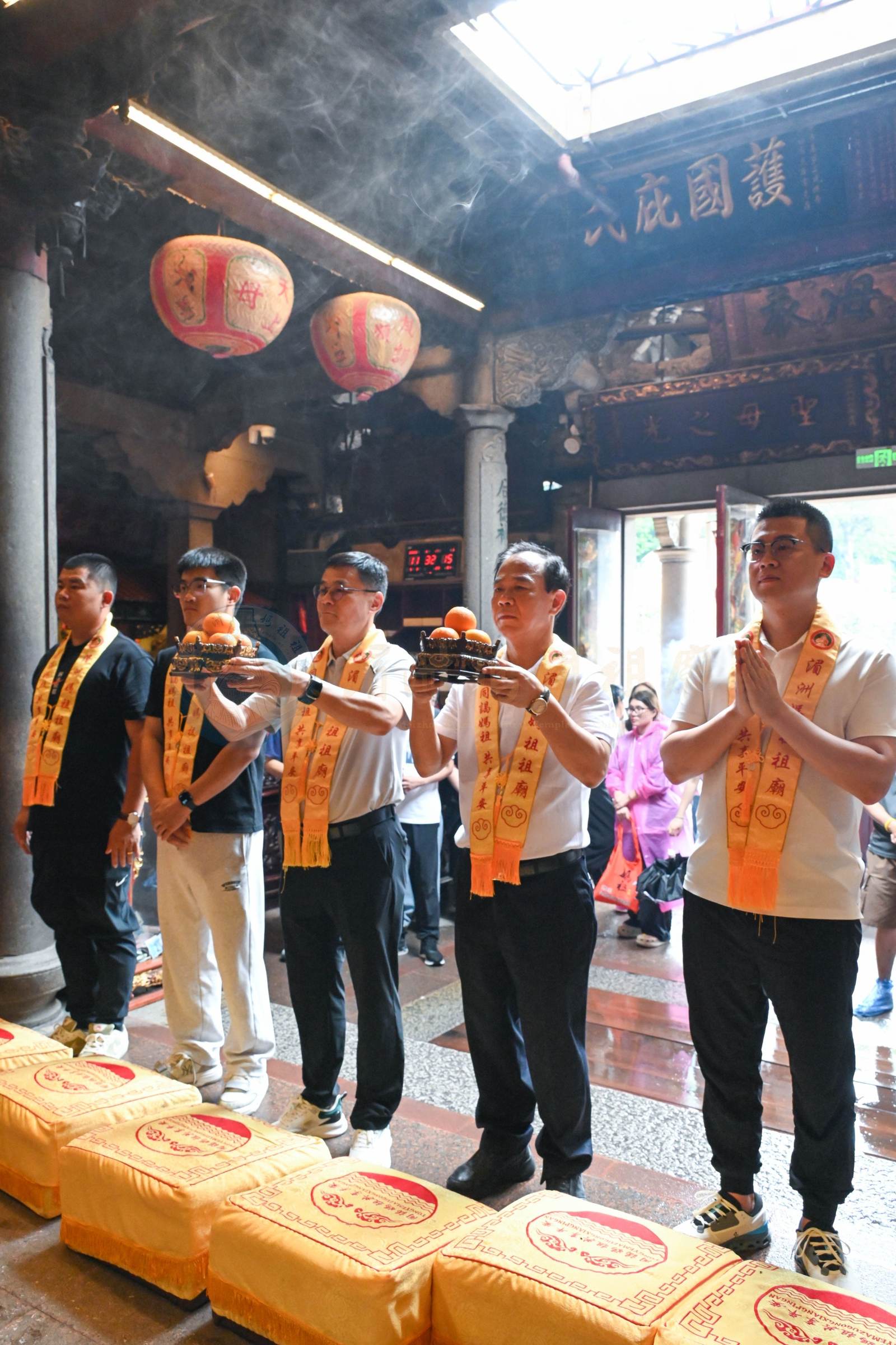 Delegation from the Minnan Hometown Association of South America and Brazil Visits Meizhou Mazu Ancestral Temple for Pilgrimage - image 3