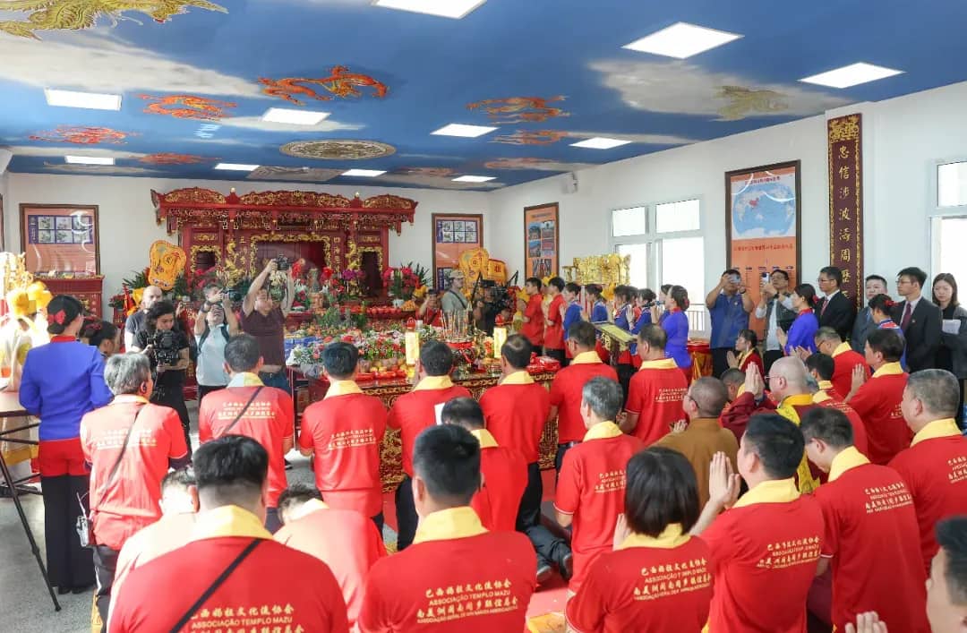 Delegation from the Minnan Hometown Association of South America and Brazil Visits Meizhou Mazu Ancestral Temple for Pilgrimage - image 5