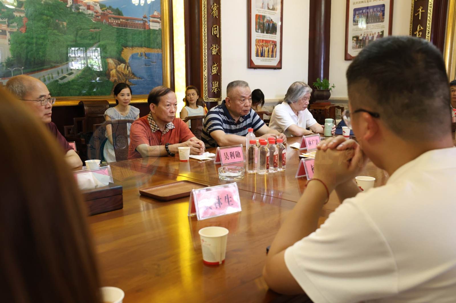 A delegation from the Macau Chinese Macau Studies Association visits and exchanges at the Meizhou Mazu Ancestral Temple - image 6