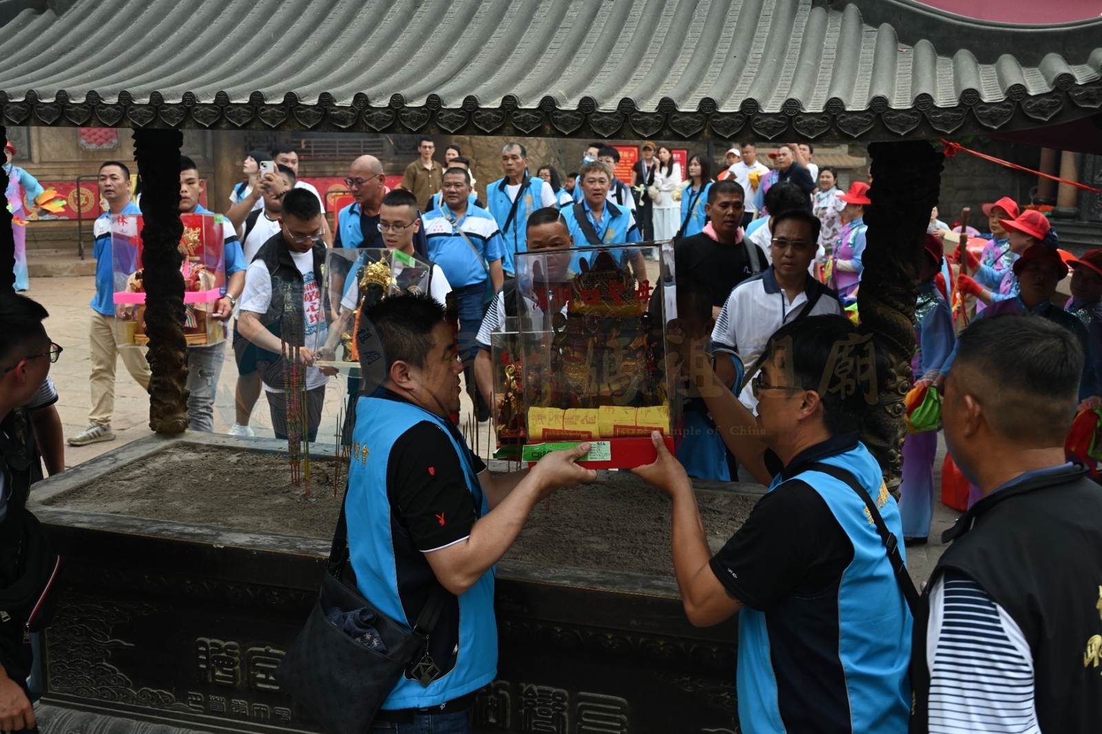 Cross-Strait, One Family | Mazu cultural groups from Yunlin and Taichung, Taiwan visit Meizhou Mazu Temple for ancestral worship and pilgrimage - image 3