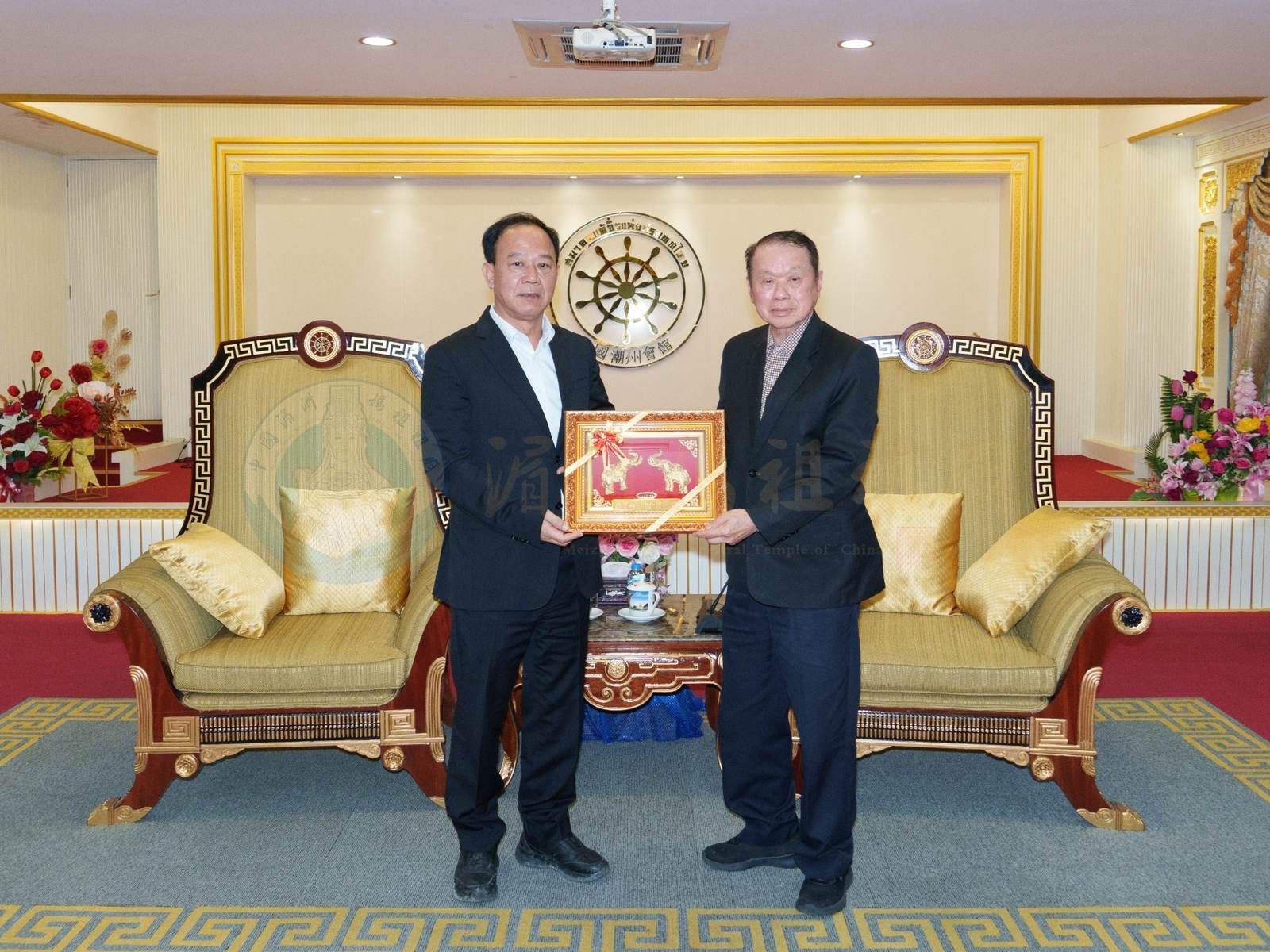 Friendship and Shared Bonds | Lin Jinzan Visits the Thai Teochew Association - image 8