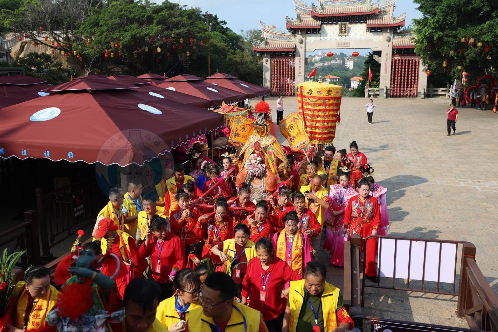 Mazu Returns Home from Across the World | Mazu Cultural Groups from Guangdong, Fujian, and Elsewhere Make a Pilgrimage to the Meizhou Mazu Temple - image 4