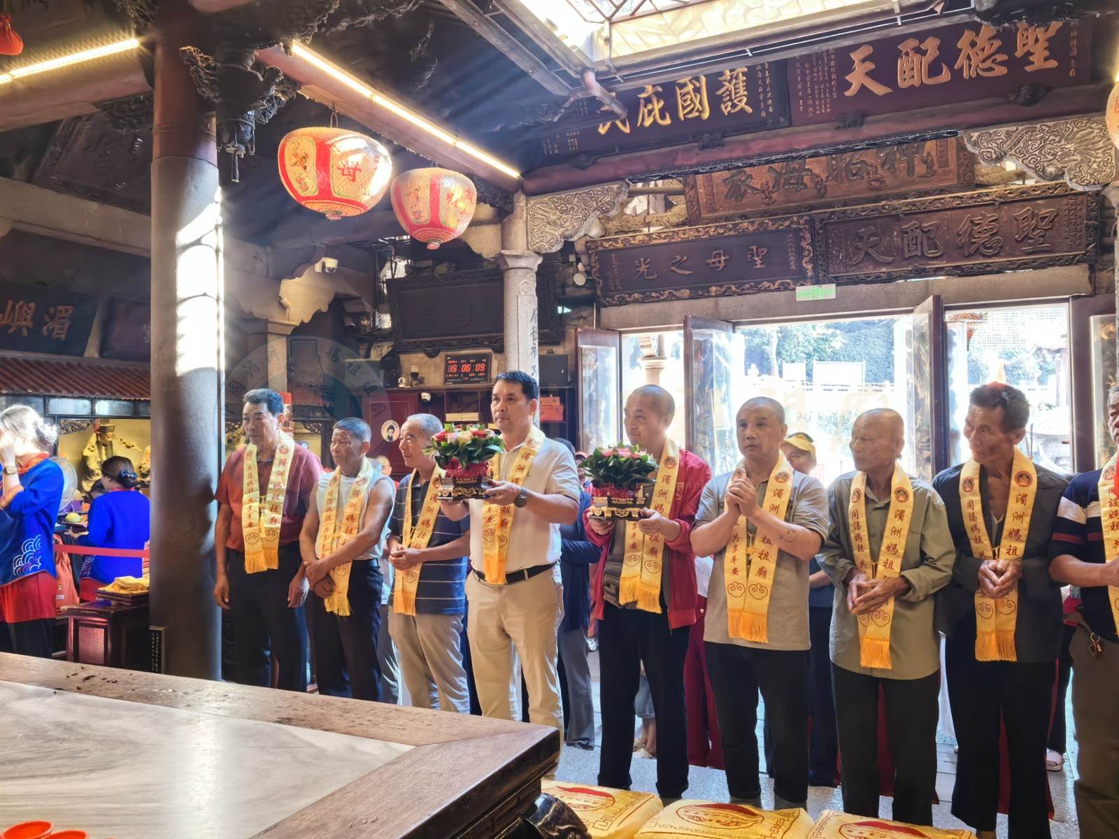 Mazu Temples Worldwide Return Home | Mazu Cultural Groups from Putian, Zhangzhou, and Other Areas Visit Meizhou Mazu Temple for an Ancestral Pilgrimage - image 4