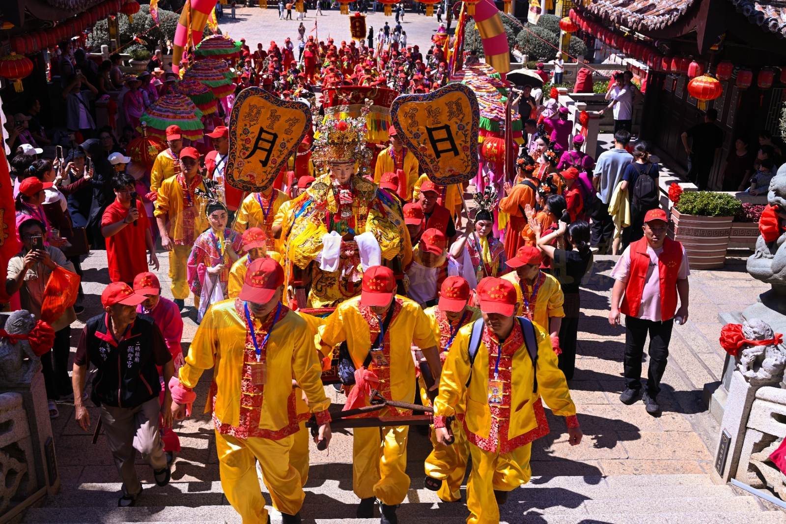 Mazu Temples Worldwide Return Home | Mazu Cultural Groups from Putian, Zhangzhou, and Other Areas Visit Meizhou Mazu Temple for an Ancestral Pilgrimage - image 10