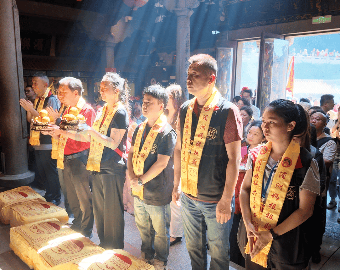 Mazu Temples Worldwide Return Home | Mazu Cultural Groups from Putian, Zhangzhou, and Other Areas Visit Meizhou Mazu Temple for an Ancestral Pilgrimage - image 19